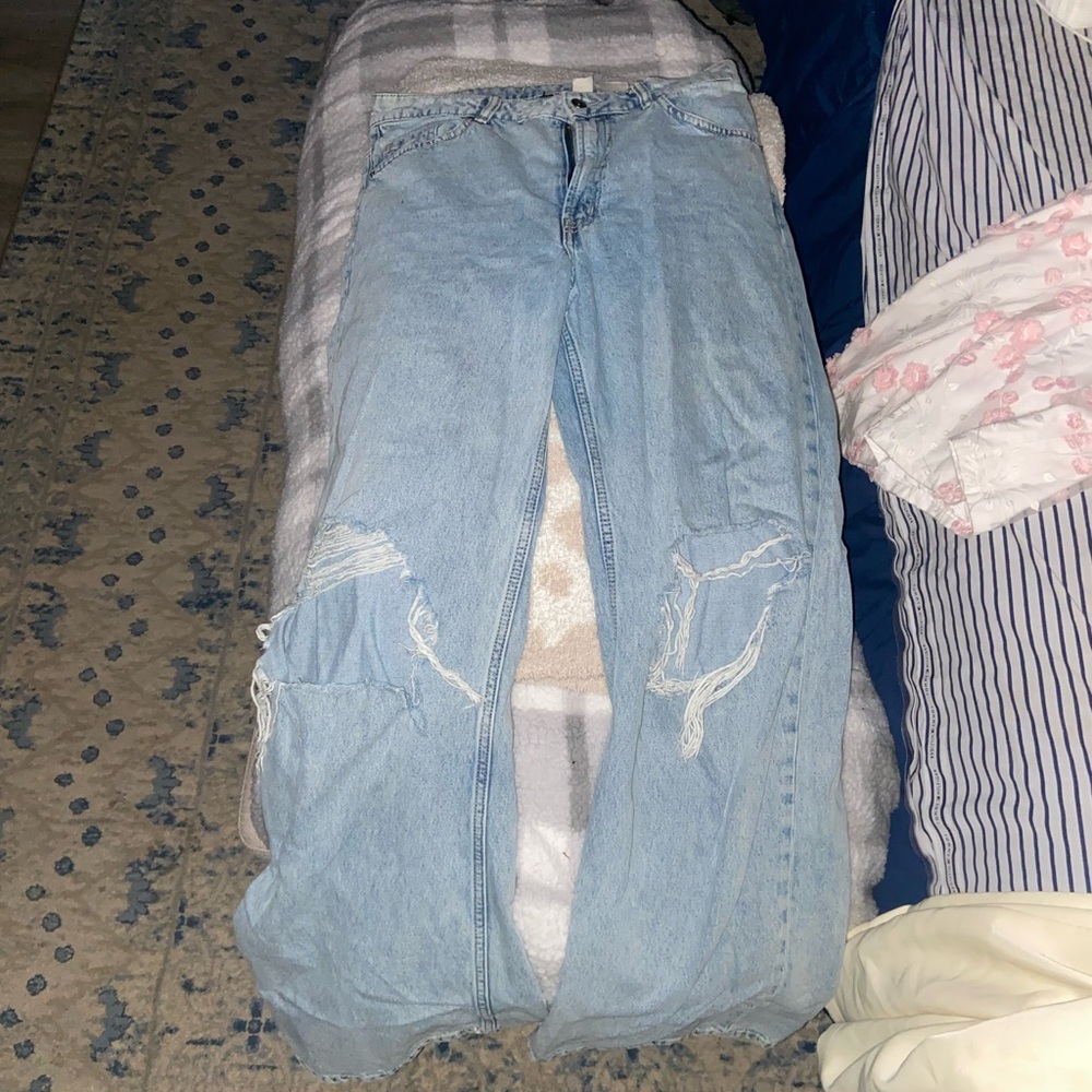 High waisted Ripped blue jeans